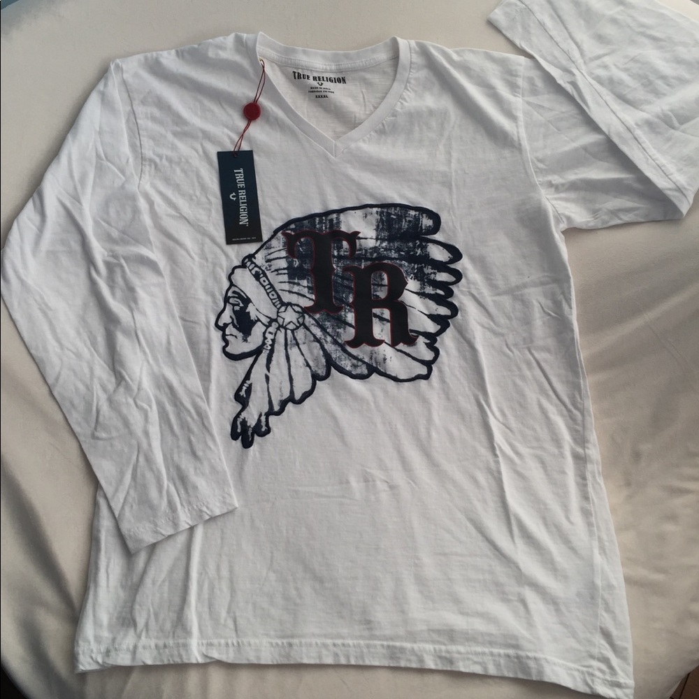 Men’s long sleeve True Religion shirt